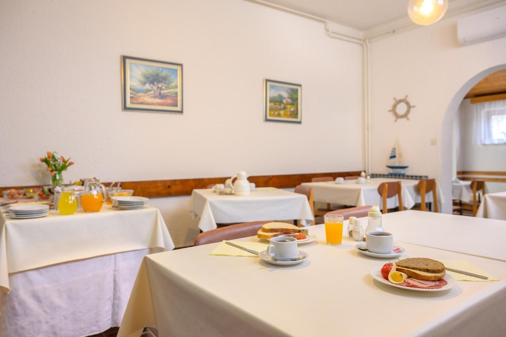 Bed And Breakfast Ritosa โปเรช ภายนอก รูปภาพ